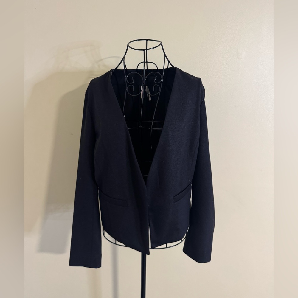 Frenchi by Anthropologie Open Cropped Black Blazer Size Medium
